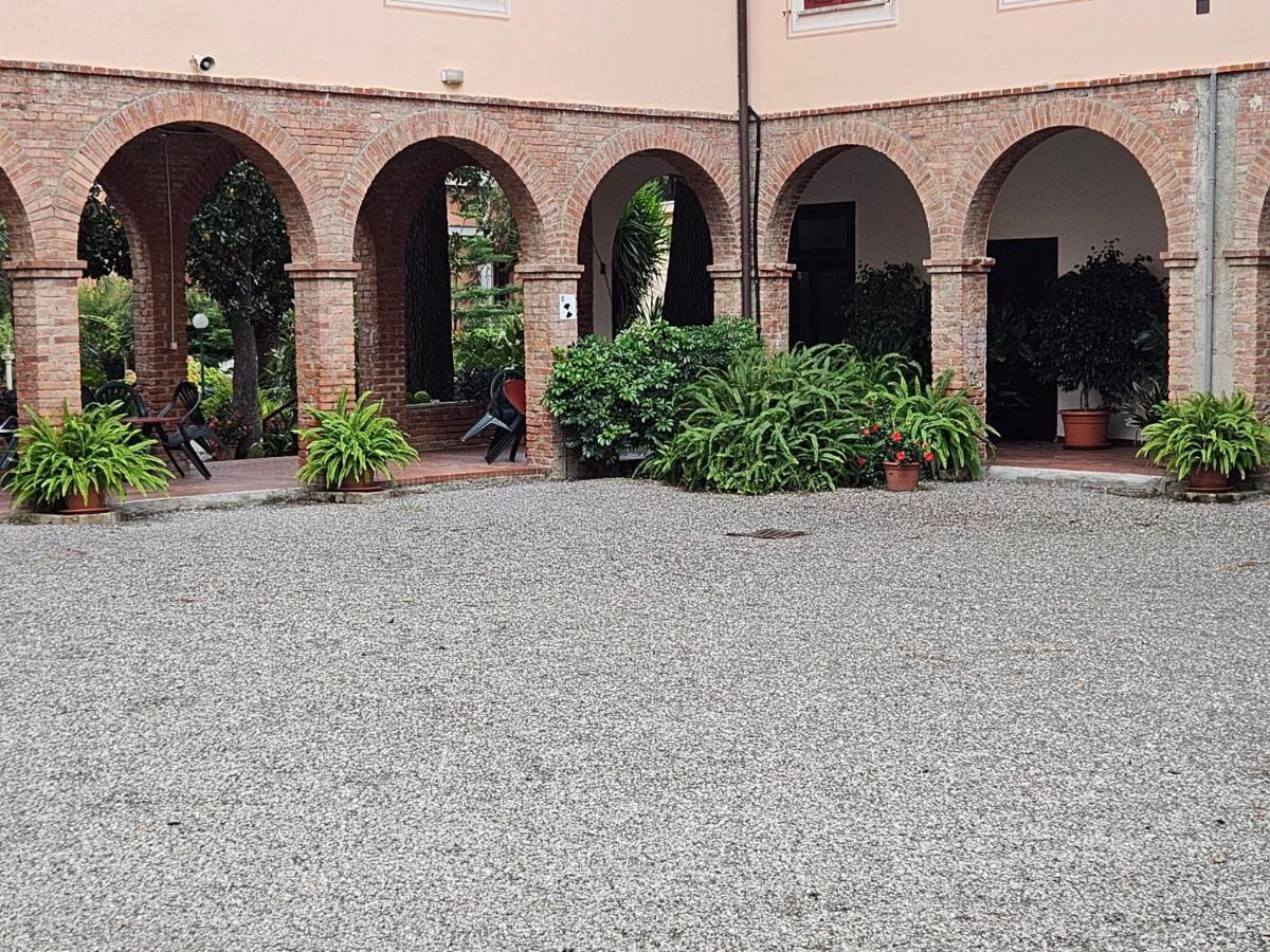 Villa Glauer - D'Amico セストリ・レヴァンテ エクステリア 写真